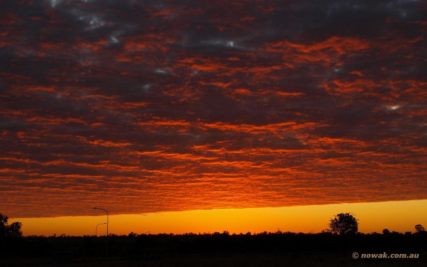 Australijski zachód słońca 1440 x 900 pixel